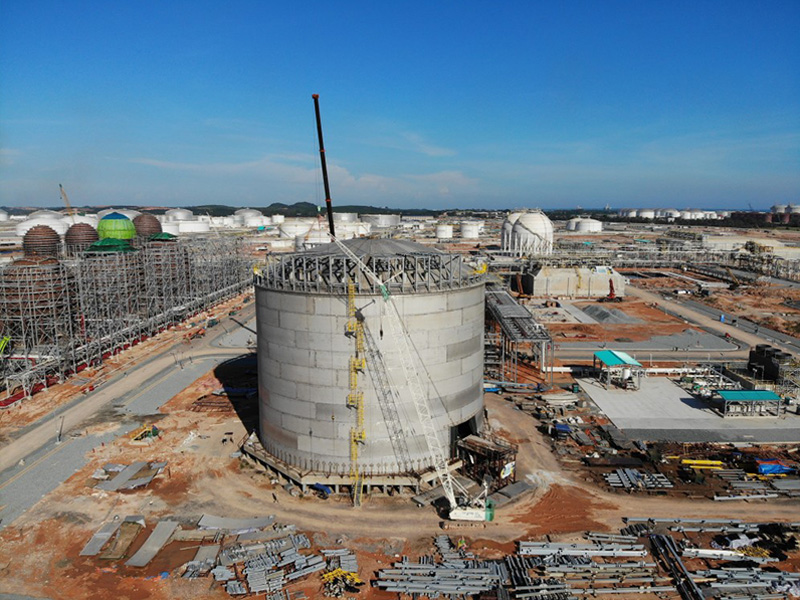 Installation and construction of ethylene cryogenic storage tanks in Johor, Malaysia
